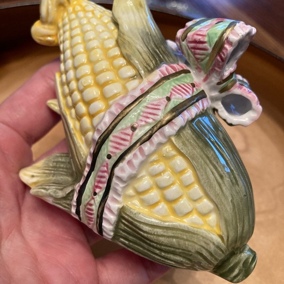 Final sale Vintage corn salt or pepper shaker. - Picture 7 of 13